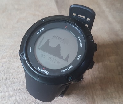 Un reloj GPS evitara que te pierdas en la sierra